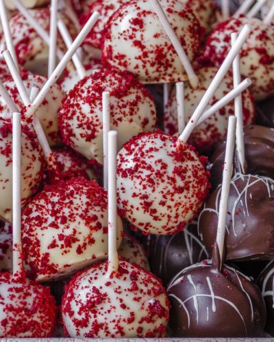 12 pack Cake Pops from Mia's Bakery