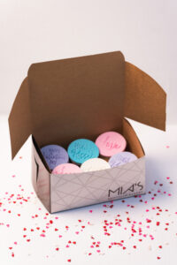 Valentine's Day Cupcakes 6-pack box from Mia's