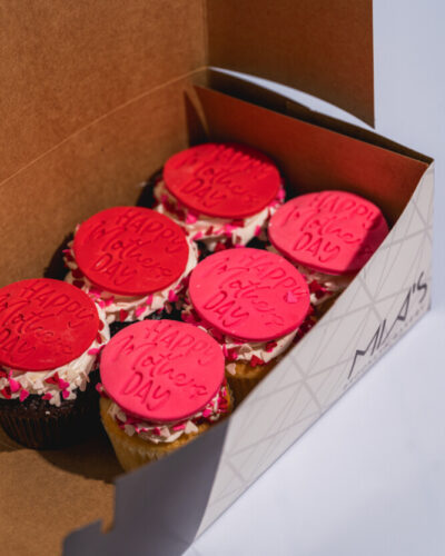 Happy mothers day cupcakes 6-pack from Mia's Bakery