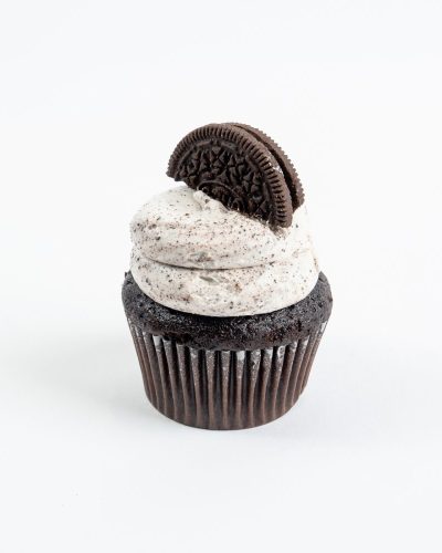 Oreo cupcake with cookies and cream frosting and Oreo cookie topping, Mia's Brooklyn Bakery NYC